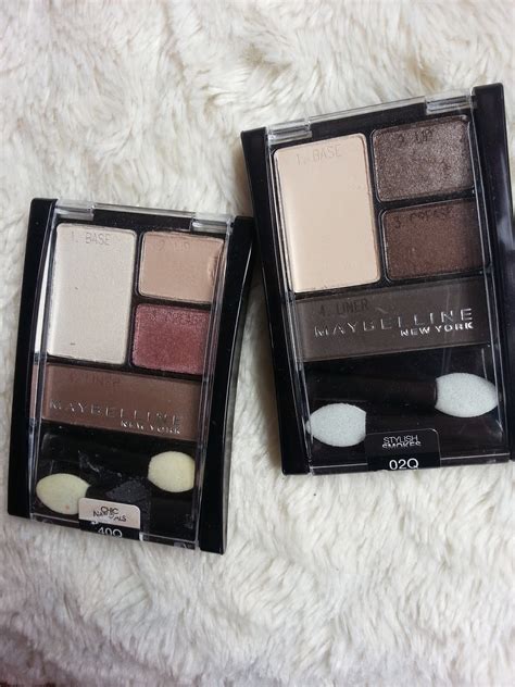 neutral eyeshadow quad.